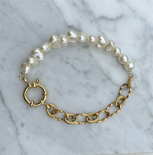 Gouden armband met parels