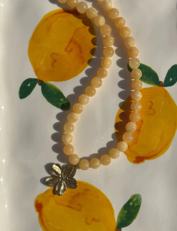 Gele kralenketting met bloem - Afbeelding 2